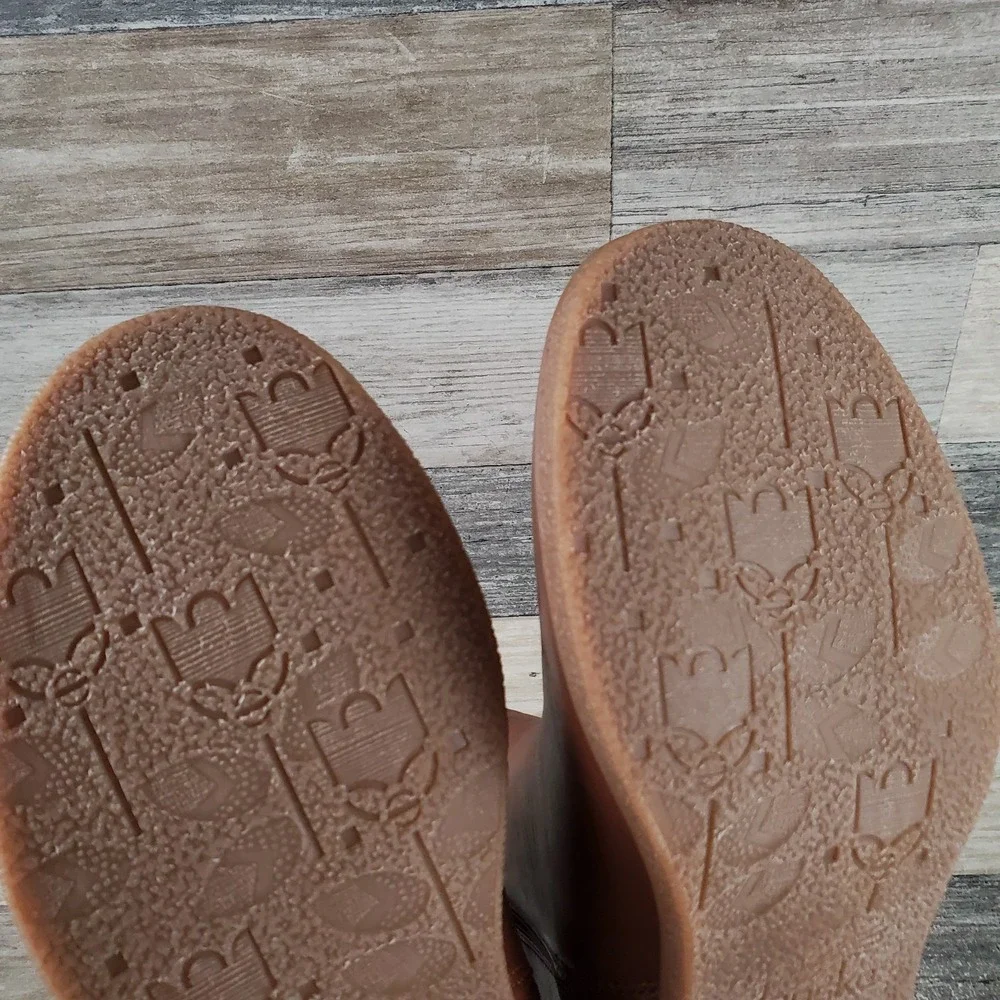 Dansko new without